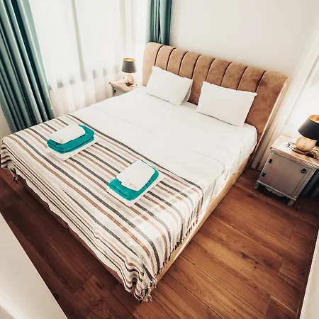 Apartment Panoramic Sea & Mountain View Penthouse With Private Rooftop, Pools & Akanthou