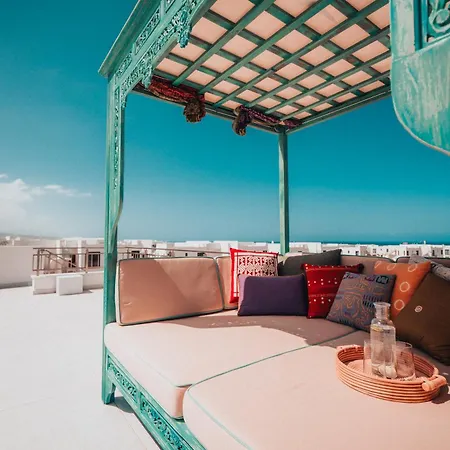 Panoramic Sea & Mountain View Penthouse With Private Rooftop, Pools &
