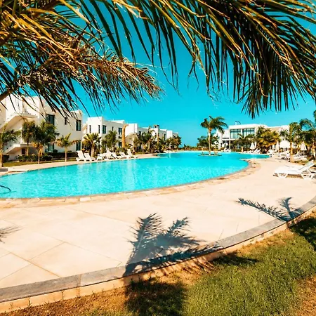 Apartment Panoramic Sea & Mountain View Penthouse With Private Rooftop, Pools &