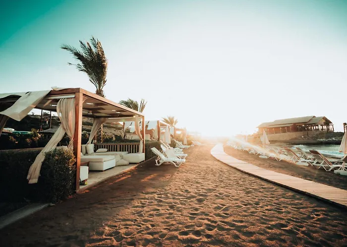 Panoramic View 250m To Sea Pool *