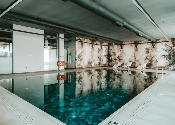 Panoramic View 250m To Sea Pool Apartmán *