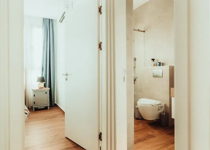 Panoramic View 250m To Sea Pool アパート